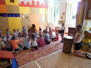 Příběh o bubnu - bubnování ve školce